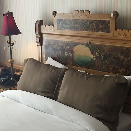 The Golden Lamb Hotel เลบานอน ภายนอก รูปภาพ