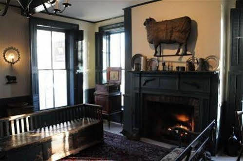 The Golden Lamb Hotel เลบานอน ภายนอก รูปภาพ